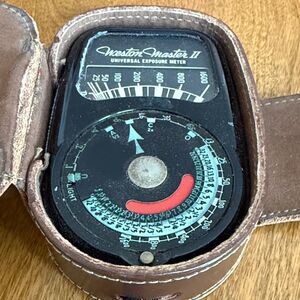 Vintage 1940’s Weston Master II Universal Exposure Meter